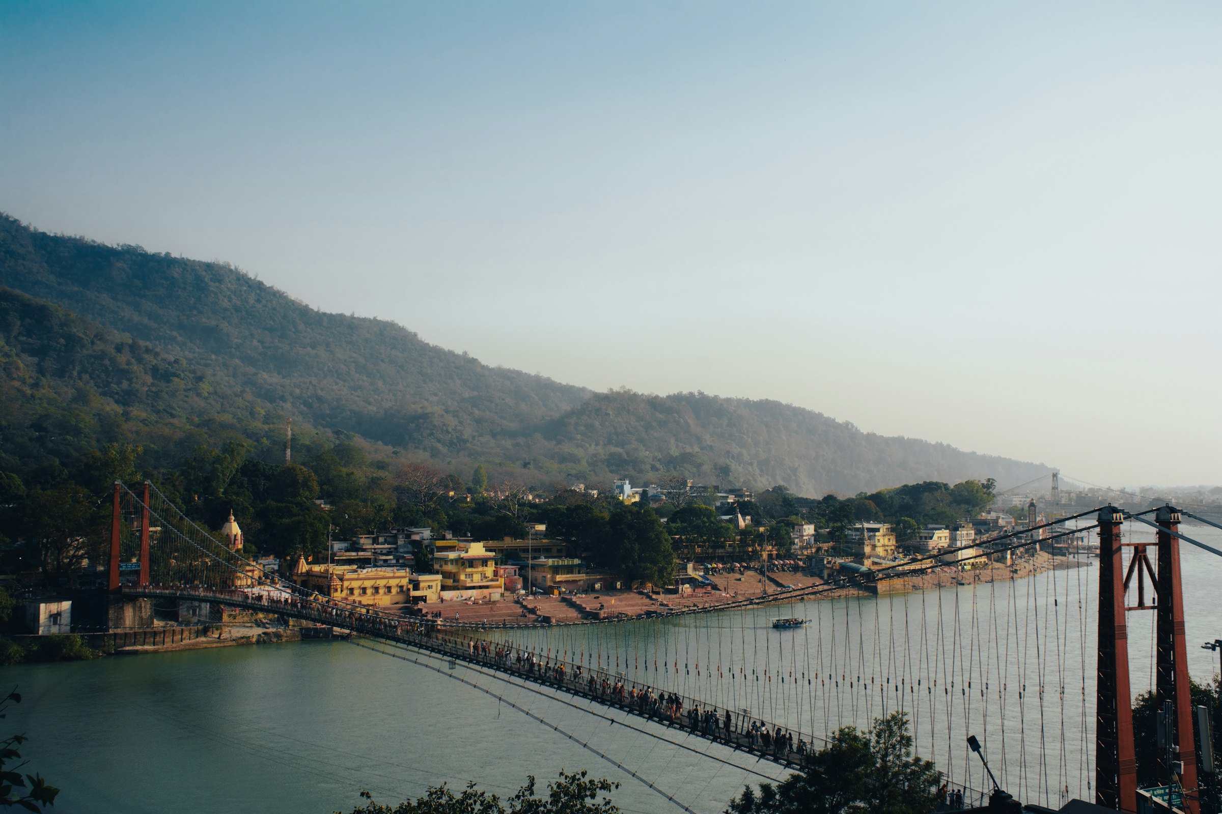 Ram Jhula spanning the Ganga